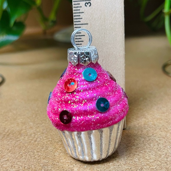 Cupcake Glass name place holder/photo/Ornament 4 Ct New - Picture 4 of 11